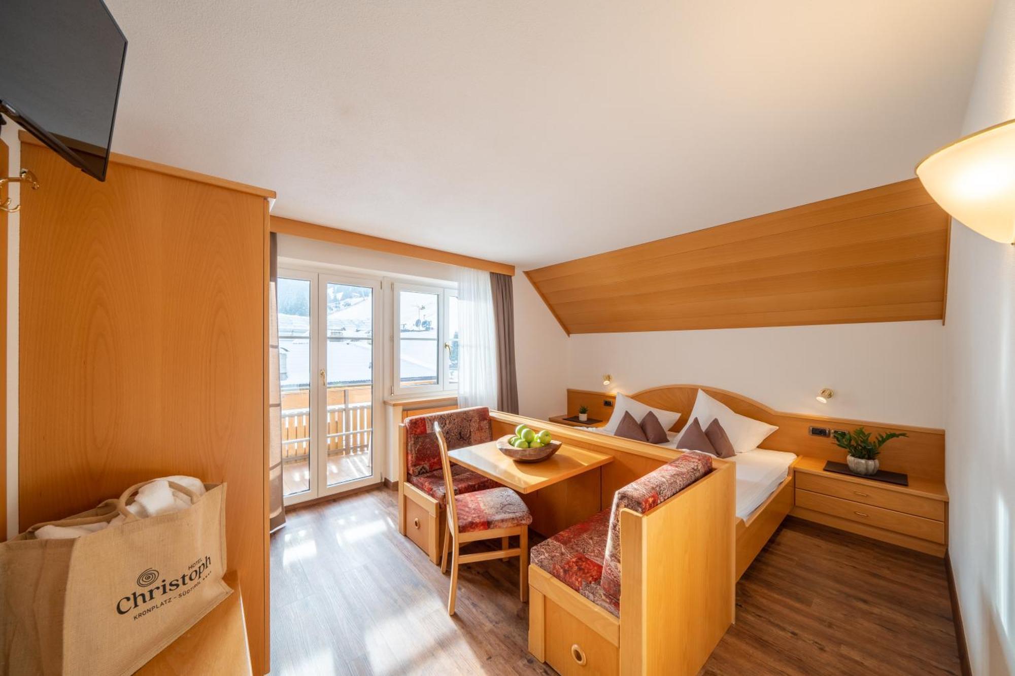 Hotel Christoph Olang Екстер'єр фото