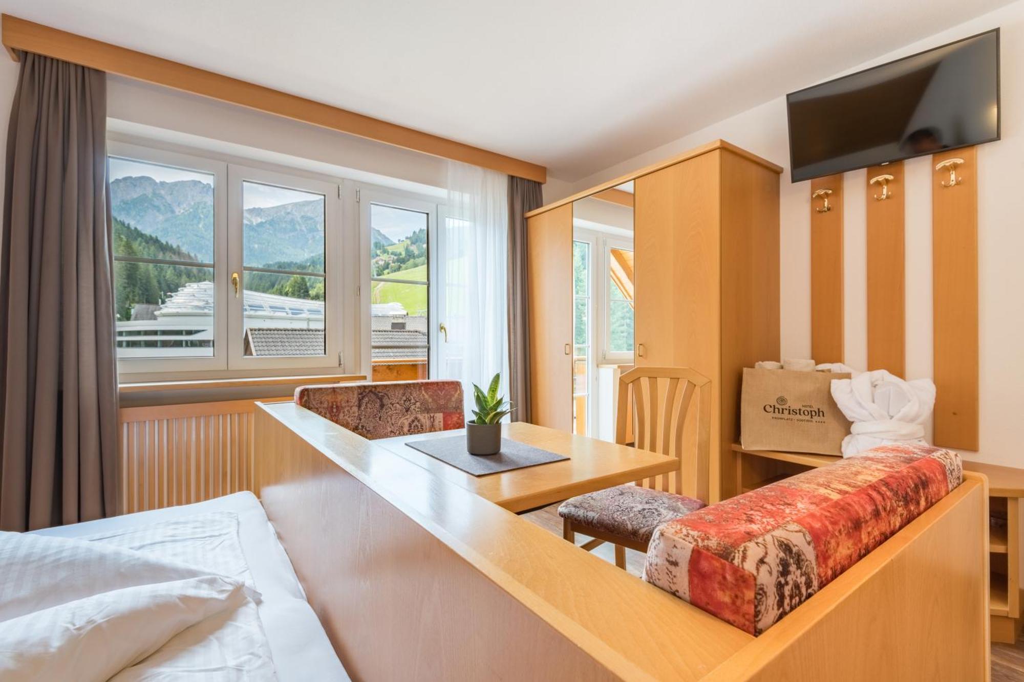Hotel Christoph Olang Екстер'єр фото