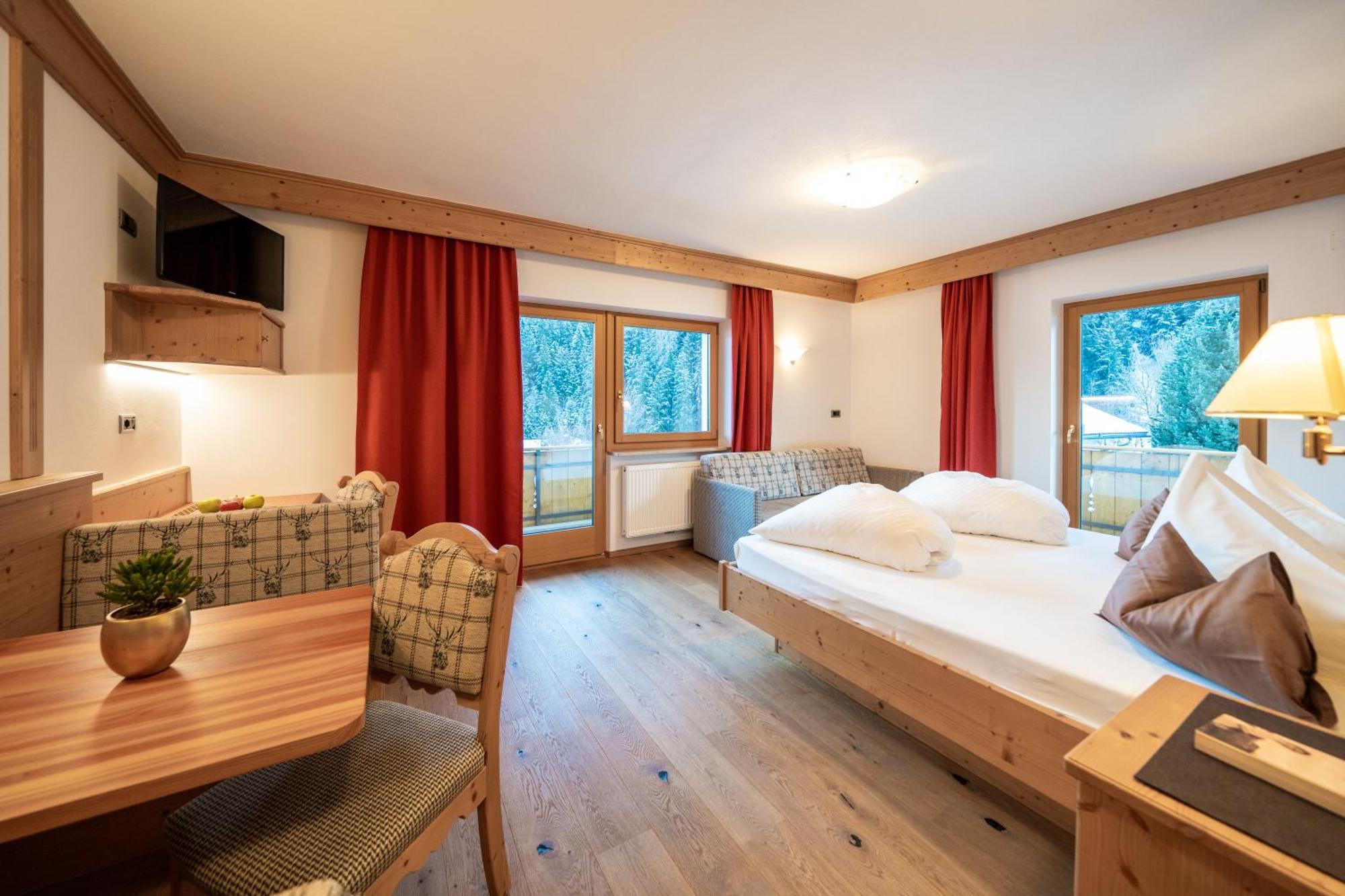 Hotel Christoph Olang Екстер'єр фото